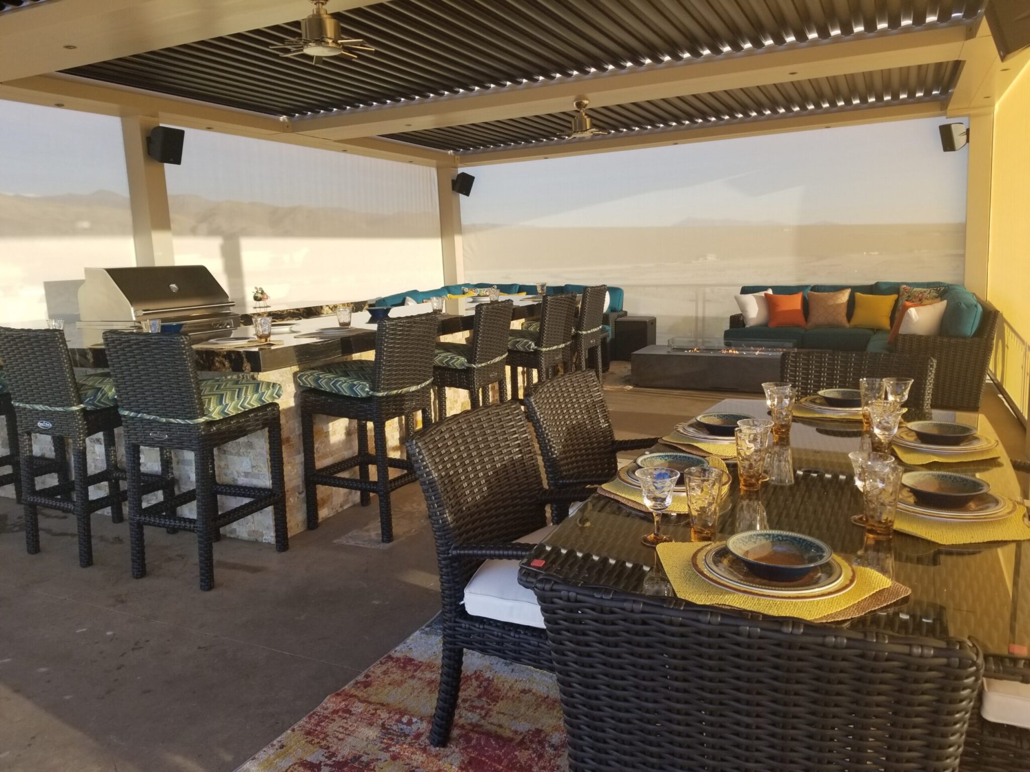 Outdoor Motorized Screens 1