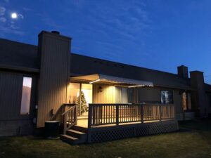 Retractable Awning 11