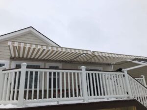 Retractable Awning 23