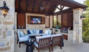 Lanai Windows 1