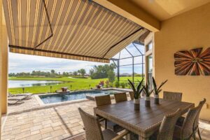 Retractable Awnings