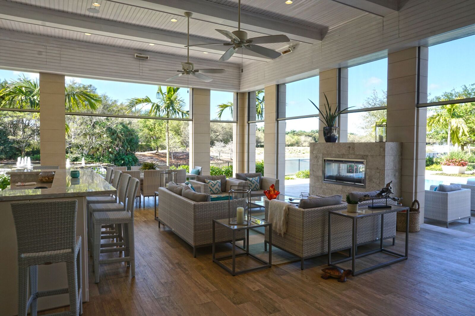 Motorized Screens in Sarasota 1 Residential Recessed App HR 2